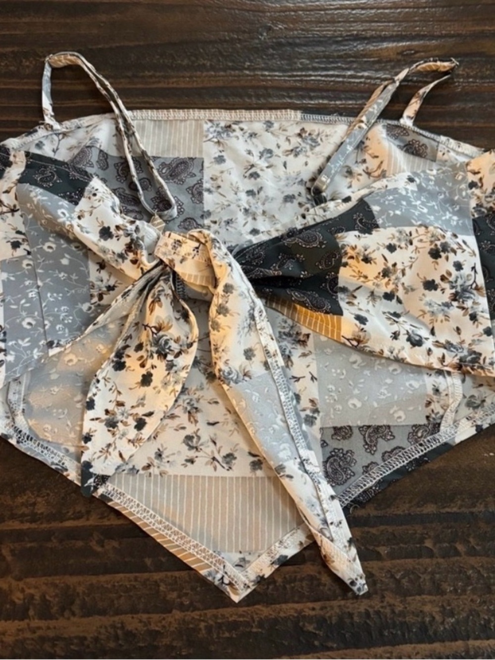 Large Bundle of tops - Picture 2 of 10